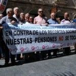 Jubilados y pensionistas de UGT y CCOO denuncian y condenan la exclusión social a la que son sometidos los mayores en la sociedad actual